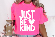 Load image into Gallery viewer, White Just Be Kind Heart #BS9235 *PREORDER CLOSING SUNDAY 6/21 @ MIDNIGHT CST