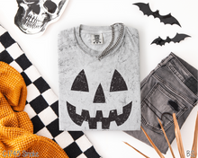 Load image into Gallery viewer, Adult Distressed Pumpkin Face #BS8381
