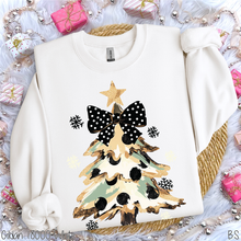 Load image into Gallery viewer, Camo Coquette Faux Glitter Tree #BS8648
