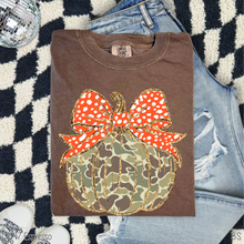 Load image into Gallery viewer, Camo Coquette Pumpkin #BS8370
