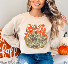 Load image into Gallery viewer, Camo Coquette Pumpkin #BS8370
