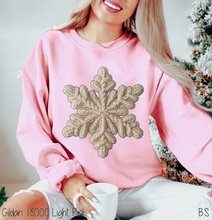 Load image into Gallery viewer, Chunky Faux Yarn Snowflake #BS8725
