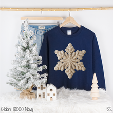 Load image into Gallery viewer, Chunky Faux Yarn Snowflake #BS8725
