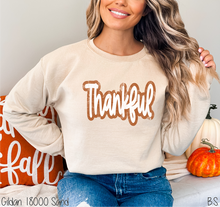 Load image into Gallery viewer, Distressed Thankful Script #BS7459
