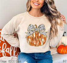 Load image into Gallery viewer, Faux Gold Glitter Coquette Pumpkin #BS7375
