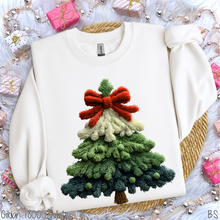 Load image into Gallery viewer, Faux Latch Hook Christmas Tree #BS8642
