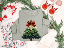 Load image into Gallery viewer, Faux Latch Hook Christmas Tree #BS8642
