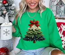 Load image into Gallery viewer, Faux Latch Hook Christmas Tree #BS8642
