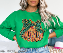 Load image into Gallery viewer, Glitter Fall Pumpkin #BS8511
