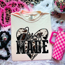 Load image into Gallery viewer, Jesus Made Cowhide Heart #BS1251
