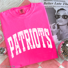 Load image into Gallery viewer, Patriots Distressed Arch #BS8555
