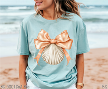 Load image into Gallery viewer, Peach Coquette Bow Seashell #BS8122

