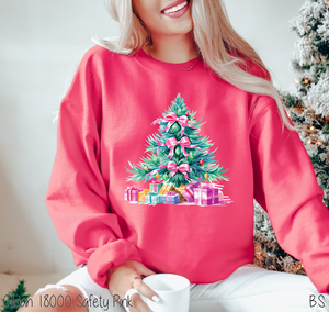 Preppy Christmas Tree With Presents #BS7329