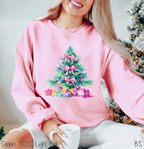 Preppy Christmas Tree With Presents #BS7329