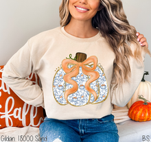 Load image into Gallery viewer, Pumpkin Print Grand Millennial Pumpkin #BS8414 *8/24 PRINTS ON ORDER AND EXTRAS POSTED FOR PURCHASE BEFORE ARRIVAL
