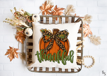 Load image into Gallery viewer, Thankful Faux Yarn Pumpkin #BS8618
