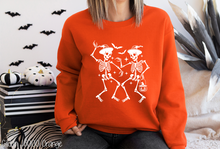 Load image into Gallery viewer, White Witch Hat Dancing Skeletons #BS7241
