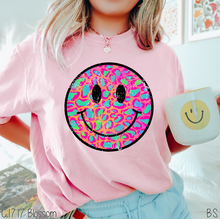 Load image into Gallery viewer, Bright Pink Neon Leopard Smiley Face #BS5335

