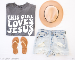 Retro This Girl Loves Jesus #BS3390