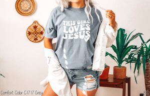 Retro This Girl Loves Jesus #BS3390