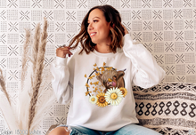 Load image into Gallery viewer, Sunflower Daisy Highland Cow #BS3835
